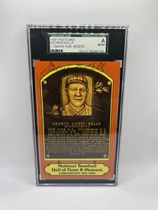 George Kelly Signed Dexter Hall Of Fame HOF Plaque Post Card JSA/SGC Auto