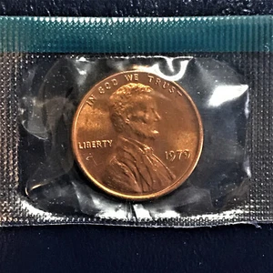 1979 P Lincoln Cent Penny Brilliant Uncirulated from Sealed Mint Set in Cello BU - Picture 1 of 2