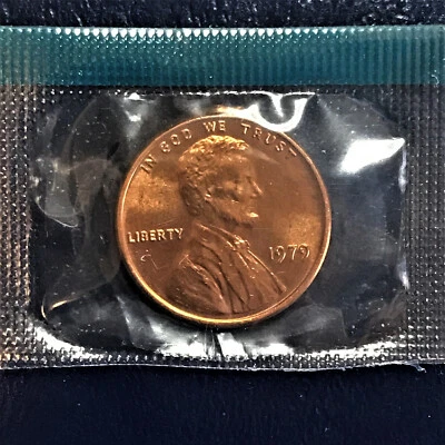 1979 P Lincoln Cent Penny Brilliant Uncirulated from Sealed Mint Set in Cello BU - Image 1 of 2
