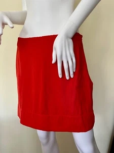 Impresionante minifalda roja vintage de Jil Sander. Hecho en Italia Talla IT40/M - Imagen 1 de 4
