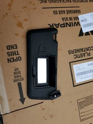 Mercedes-Benz CLA250 2014-2019 lado del pasajero delantero derecho parasol parasol OEM Foto 1 de 2