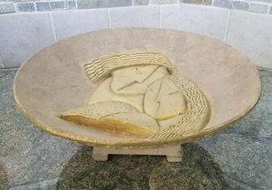 Rare & Unique JARU Expressionism Cubist Large Centerpiece Bowl in Gold Tones. - Picture 1 of 6