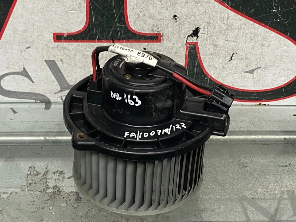 Mercedes Benz W163 ML 320 2003 calentador soplador motor AA246460-8970 Foto 1 de 4