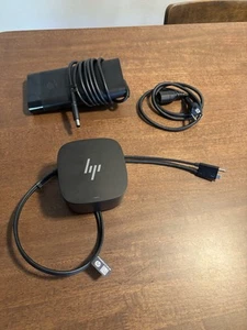 Stacja dokująca HP TB G2 z kablem kombi i ładowarką 230W - Zdjęcie 1 z 1