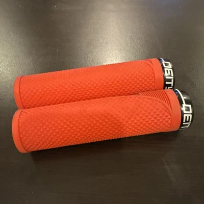 Deity Megattack Tan Lock On Grips Deity Grips - Image 1 of 4