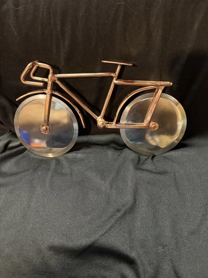 Rose Gold Bicycle Pizza Cutter- Stainless Steel Kitchen Tool Cycling Enthusiasts - Image 1 of 4