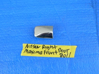 NISSAN MAXIMA  DOOR  HANDLE LOCK COVER OUTER  RIGHT FRONT RT 2010 2011 2012 OEM  - Изображение 1 из 3