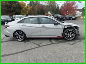 2022 Hyundai Elantra - Picture 1 of 12