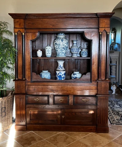 Gorgeous Antique English Oak Display Cabinet, circa 1800’s Cover