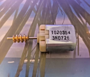 DC MOTOR JOHNSON 12V TÜRSCHLOSS KOFFERAUM HECKKLAPPE MERCEDES 1020354 /102 - Bild 1 von 3