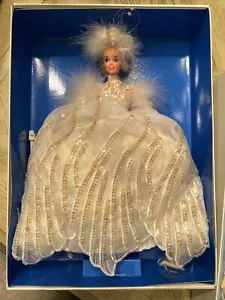Muñeca Barbie Princesa de las Nieves Colección Temporadas Encantadas 1994 Mattel 11875 NRFB - Imagen 1 de 4
