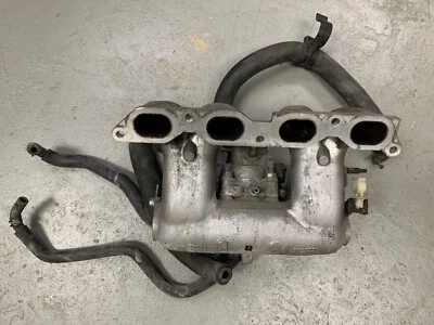 Carrocería del acelerador colector de admisión de aire del motor Toyota Prius 2004-2009 1,5 L OEM Foto 1 de 4