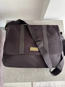 ARAMIS PARFUMS KLASSISCHE DUNKELBRAUNE MESSENGER-LAPTOP-SCHULTERTASCHE FÜR HERREN – NEU - Bild 1 von 6