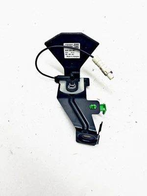 AUDI A3 8V A6 S6 C7 A7 S7 4G TT 8S MK3 TELEPHONE AERIAL ANTENNA AMP 8V0035507 - Image 1 of 4