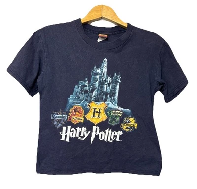 Camiseta De Colección 2001 Harry Potter Gráfica M Usada en Excelente Condición Unisex Cuatro Casas Foto 1 de 4