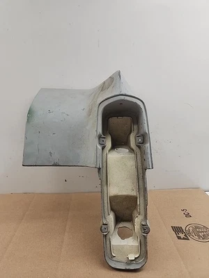 Chevrolet Monte Carlo 1970 1971 1972 luz trasera carcasa guardabarros extensión derecha Foto 1 de 4