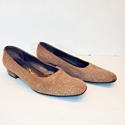 Zapatos de mujer Salvatore Ferragamo talla 6,5 AAA cuero marrón clásicos hechos en Italia Foto 1 de 4