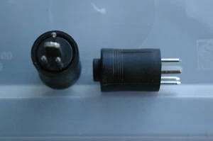 Bang & Olufsen 4 Pin DIN Plugs Solder Terminals Pair, fits various equipment. - Picture 1 of 4