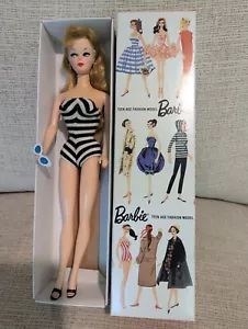 #1 Costume da bagno vintage Barbie BIONDO PIEDI BUCHI 1959 riproduzione - Foto 1 di 2