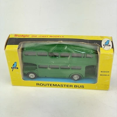 Autobús Budgie Routemaster verde vintage en caja Foto 1 de 4