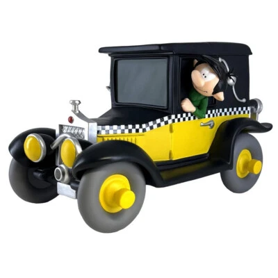 Tirelire figurine collection Plastoy Gaston Lagaffe et son Taxi Fiat 509 (80269)