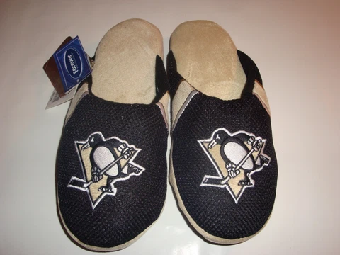 NHL Pittsburgh Penguins Team Jersey Indoor/Outdoor Slippers ~ Size Medium ~ NWT Cover