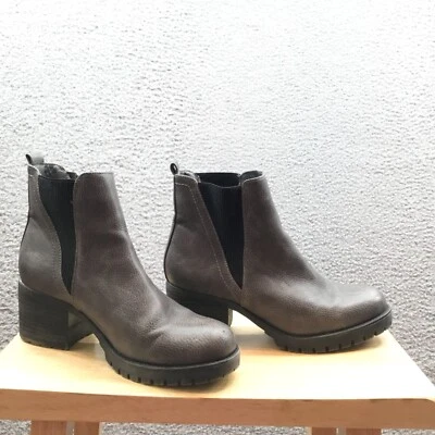 Bota Chelsea MIA Jody Suela Acanalada Gris Talla 10M Foto 1 de 4