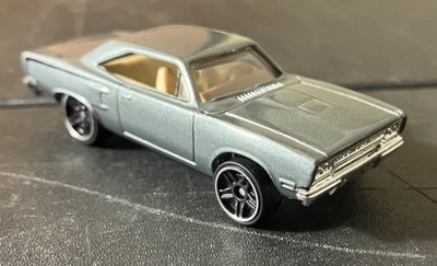 Серебряный 1970 Plymouth Roadrunner - Hot Wheels быстрый и яростный 3/8 1:64 литой - Изображение 1 из 4