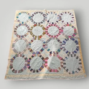 Edredón anillo octágono vintage cosido a mano años 40 74”x 70” tamaño completo - Imagen 1 de 7