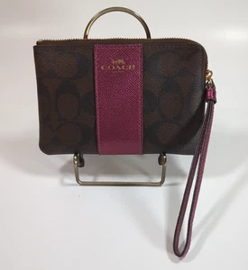 Coach Signature Wristlet Brown/Burgundy 6X4 F58035 - Picture 1 of 4