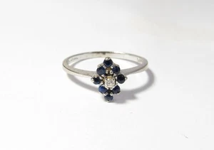 SOLID 14K WHITE GOLD RING W / NATURAL DIAMOND SURROUNDED BY BLUE SAPPHIRES - Picture 1 of 3