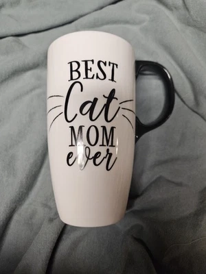 Vaso con tapa Cypress apenas usado "Best Cat Mom Ever" 17 oz Foto 1 de 4