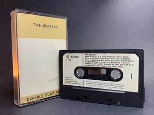 The Beatles WHITE ALBUM Cassette TC2-PCS 4501 **EARLY 1970S ISSUE** PAPER LABELS - Picture 1 of 11