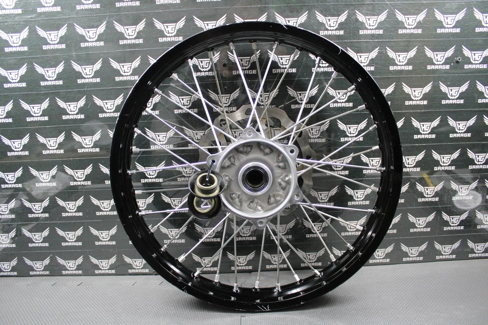 Suzuki RMZ450 2018 OEM rueda trasera negra llanta buje rotor 64100-37K01 19 X 2,15 Foto 1 de 4