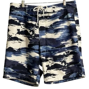 Gap Men's Size Large Swim Trunks Blue Tropical Design Mesh Lining Inner Pocket - Picture 1 of 8