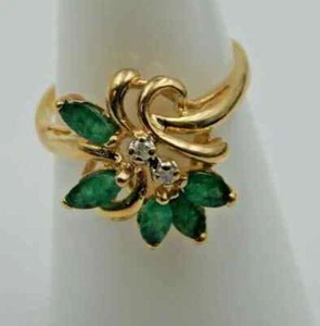 14k Solid Yellow Gold Natural Green Emerald and Diamonds Cocktail Women Ring - Picture 1 of 2
