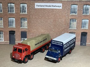 2 Corgi 1/50 Lorries, Foden British Road Services And Thames Pickfords - Picture 1 of 9