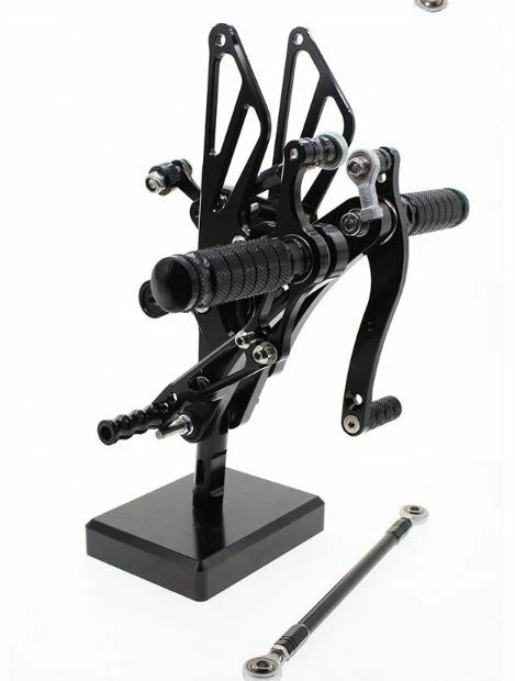  ARAÑA SOPORTE CARENADO YAMAHA YZF R1 (2004-2006)  REGALO .