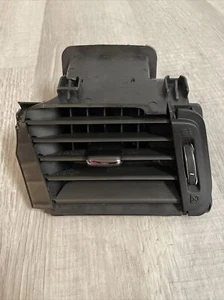 2014 - 2018 CHEVROLET IMPALA AC HEATER AIR VENT GRILLE PASSENGER RIGHT RH OEM - Picture 1 of 7