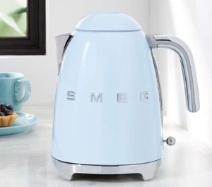 SMEG 50's Retro Style Electric Water Kettle with Automatic Shutoff, Removable Ba - Picture 1 of 2