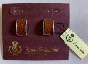 Premier Designs Jewelry Silver Plated Leather Inlay Stud Earrings New - Picture 1 of 6