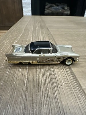 Hot Wheels 1957 Cadillac Eldorado Brougham 2003 Treasure Hunt Champagne - Image 1 of 4