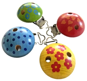 4 Wooden Dummy Clips Baby Nursing Pacifier Clasps Red Yellow Blue Green - Picture 1 of 3