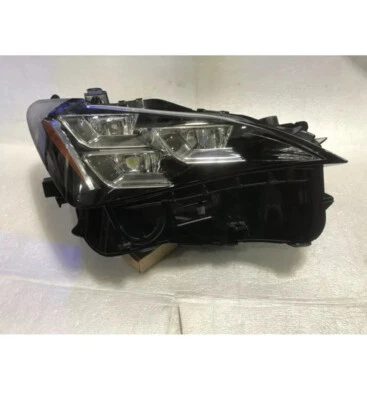 LEXUS RCF RC350 RC300 TRIPLE HAZ FARO OEM PASAJERO DERECHO LED ($2800 NUEVO) Foto 1 de 4