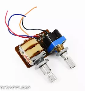 Icom IC-R70 Radio Receiver Monitor / AGC Pot Assembly - Picture 1 of 3