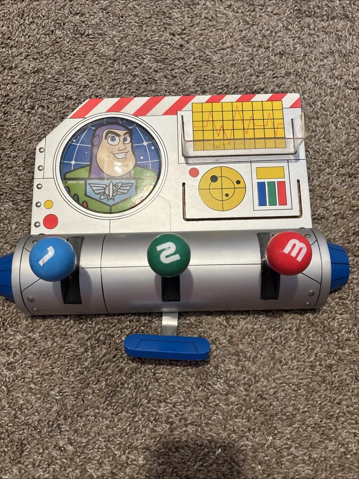 Disney store Toy Story Buzz Lightyear wall decorations peg Fixation - Image 1 of 4