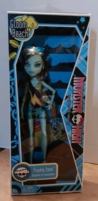 Mattel Monster High Doll Gloom Beach Frankie Stein Daughter of Frankenstein - Image 1 of 4