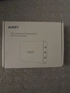 AUKEY USB-C Desktop Charging Station with Power Delivery - Fast Charger New - Picture 1 of 2