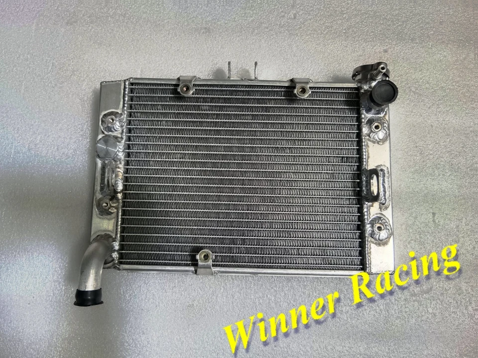 Radiador aluminio PARA HONDA MAGNA 700 VF700C 1987, magna 750 VF750C 1988 32MM Foto 1 de 4