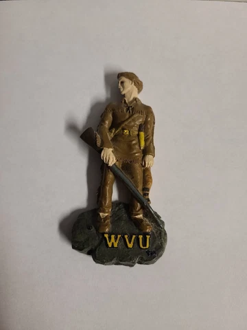 West Virginia Mountaineers Vintage Magnet Cover